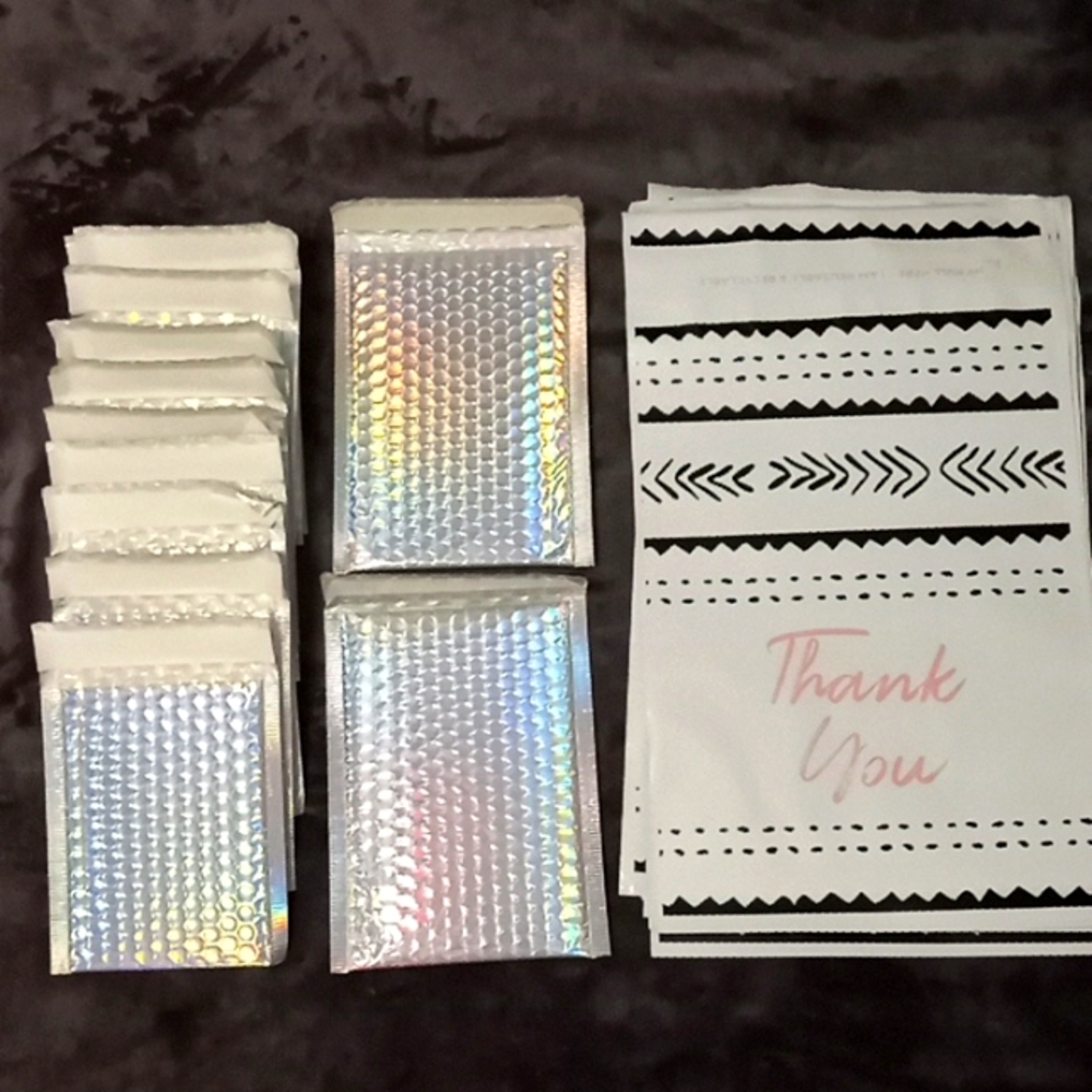 27 Poly Mailers